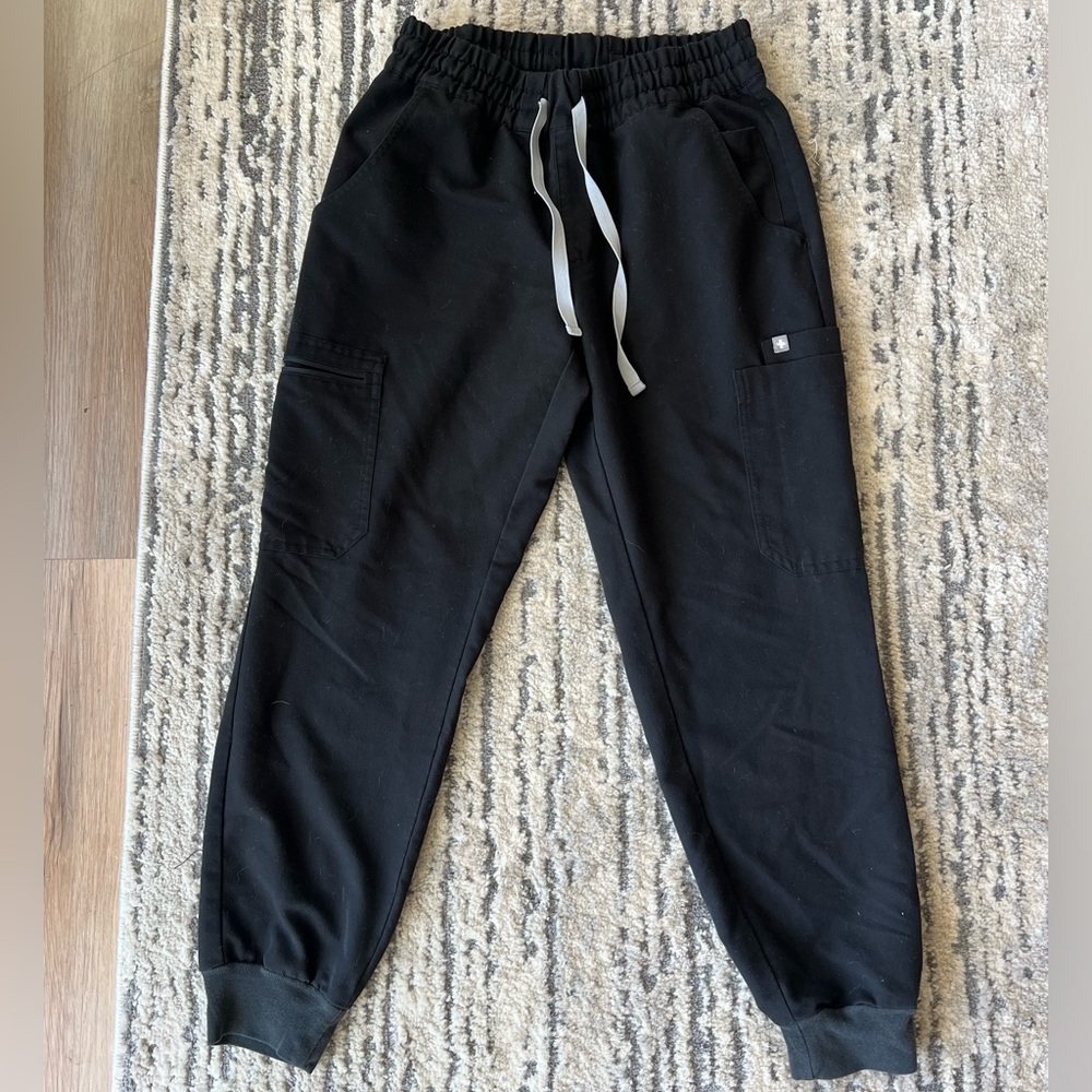 Figs Uman relaxed jogger scrub pants